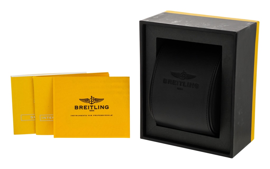 Breitling Super Avenger A13370 Image 4
